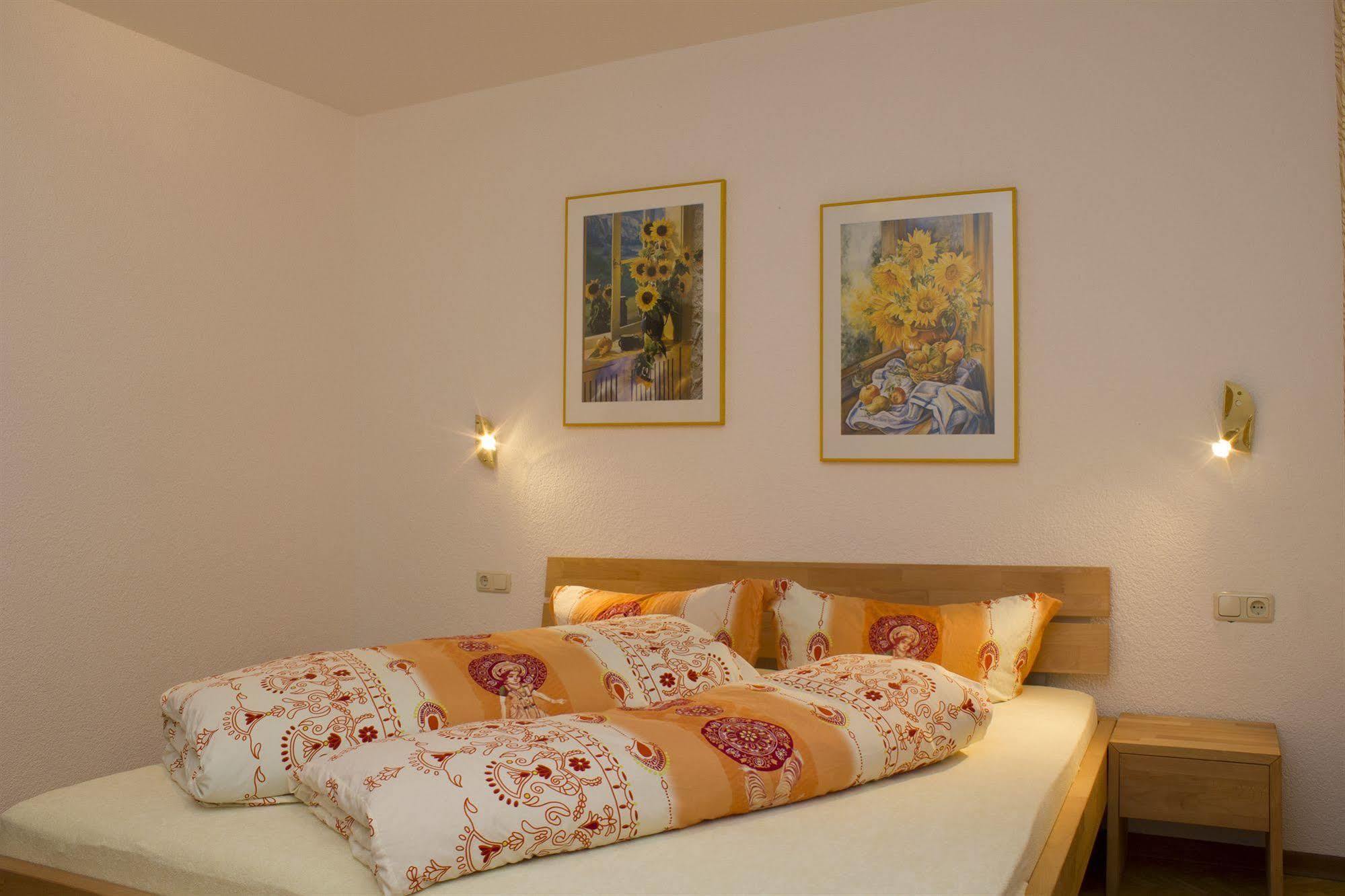 Europa Pension Tirol Fließ Exterior foto